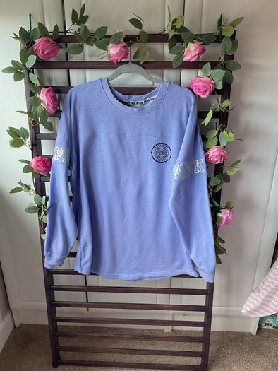sweatshirt Victoria secrets medium lilac logo back
