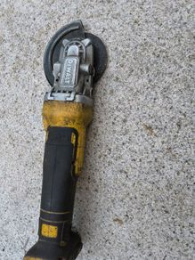 dewalt angle grinder