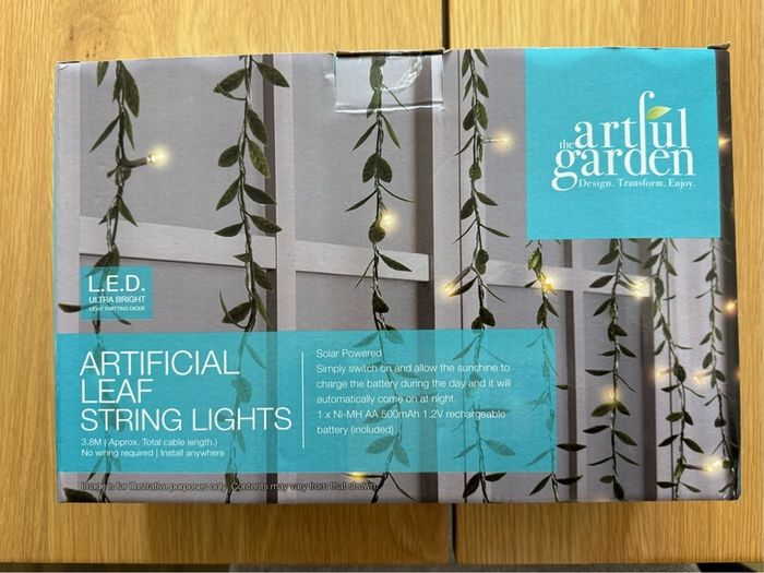 Brand new solar LED artificial leaf string lights, ideal for garden
