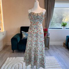 Ladies Floral Midi Dress from Quiz. Size UK 8 / EU 36