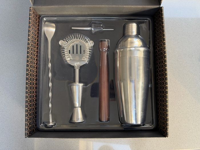 Cocktail Shaker Set