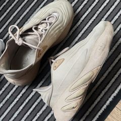 adidas lady shoes size 8uk