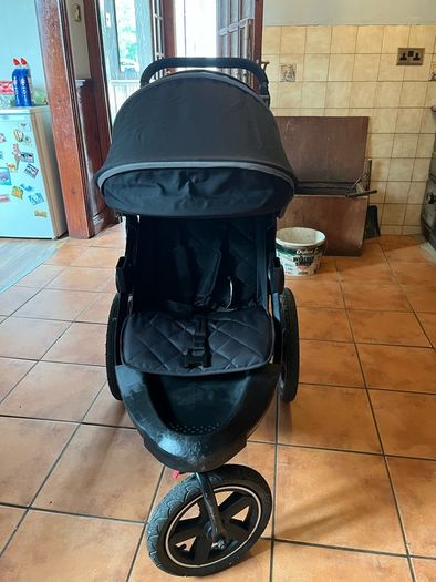Ickle bubba Venus Prime Jogger I-size travel system and ISOFIX base