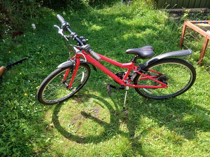 Kid's bike, red, age 7-13
