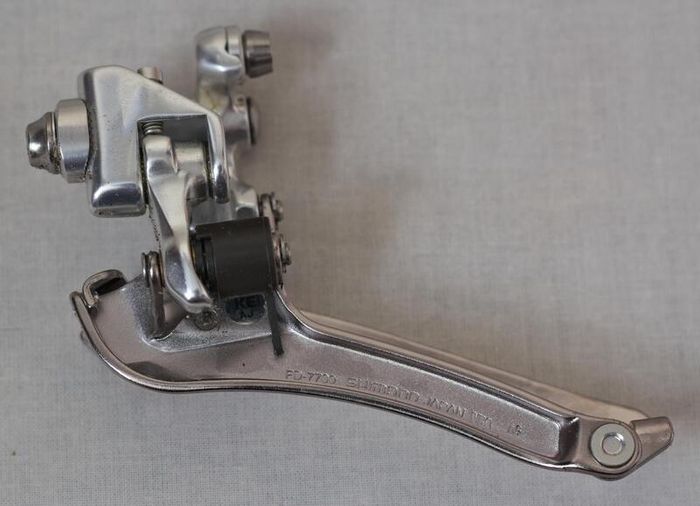 Shimano Dura-Ace front derailleur (FD-7700) | Braze-on | 2x9 Speed | NOS