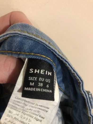 Denim shorts (size med)