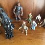 Collection of Lord of the rings figures and some accessories Image 4