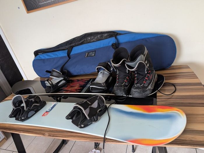 snowboard bundle rare boards stunning graphics