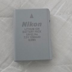 Nikon EN-EL 14a battery,Suitable for: Nikon Coolpix P7000, Nikon Coolpix P7100, Nikon Coolpix P7700, Nikon D3100, Nikon D3200, Nikon D5100, Nikon D5200, Nikon D5300