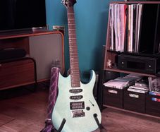 Washburn WR-150/MLB Electric Guitar in Metallic Blue