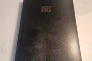 Mint Large New King James Holy Bible (copyright 1982)