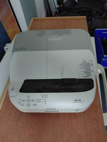 Epson EB-470 Ultra-Short-Throw Projector (3LCD)