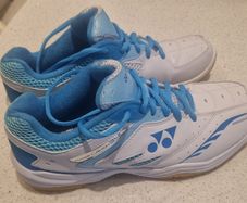 Badminton shoes Yonex and Asics