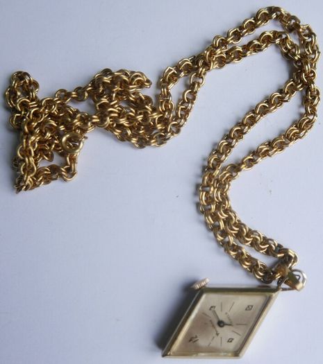 Vendome Vendome 7 Jewels Pendant Mechanical Watch W/necklace.(works well)