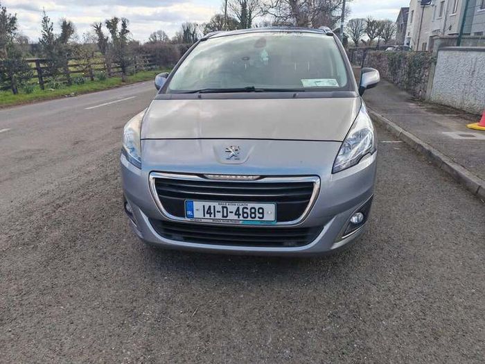 2014 Peugeot 5008