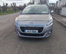 2014 Peugeot 5008