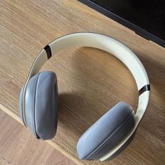 Beats Studio Pro Wireless Headphones