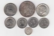 U.S.A 1922 Peace Dollar 90% silver coin, 1964 Kennedy,1956 Dime, 1986 immigrants 1/2 dollar, &amp; 4 other USA coins (no 465)