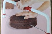 Wilton Ultimate Folding Cake Leveler