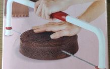 Wilton Ultimate Folding Cake Leveler
