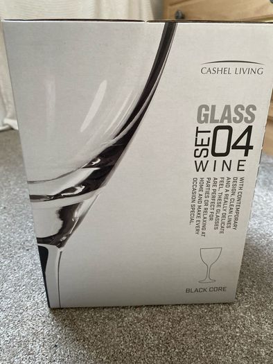 Beautiful cashel living wine glass gift set