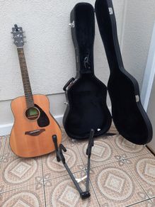 Guitar Yamaha Acoustic