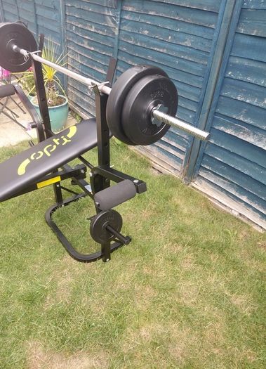Adjustable Weight Bench