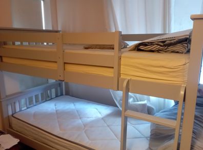 Bunk bed