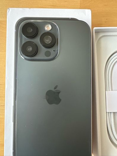 iPhone 16 pro max 1Tb unlocked