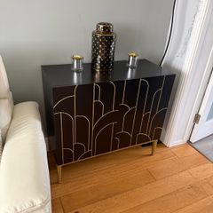 Nearly new cabinet