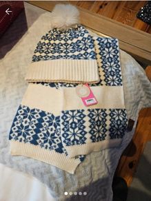 Scandi Style Hat and scarf set brand new