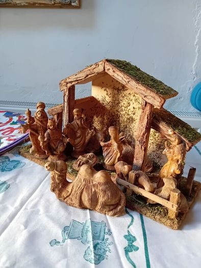 Wooden Nativity Crib Set