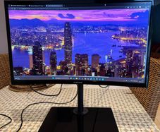 Samsung 24 inch Curved Full HD Monitor