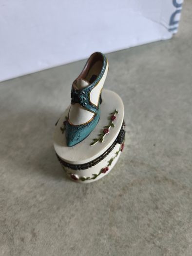 Vintage Antique Oval Ceramic Shoe Trinket Box Hinged Lid Floral Design Jewellery Box Victorian Shoe Trinket Box