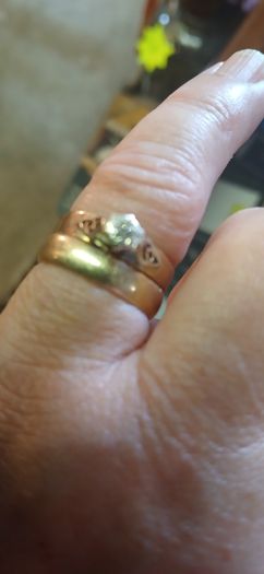 9ct wedding ring and diamond engagement ring