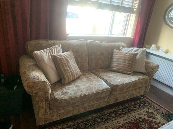 3 seater matching footstool and rug
