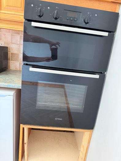 Indesit Aria Black Electric Double Oven