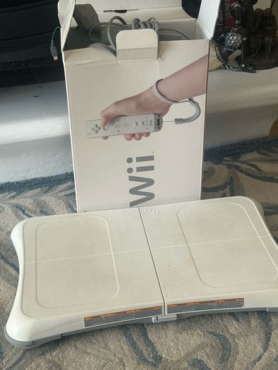 Nintendo Wii console- As new !!!