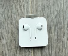 Apple EarPods (Lightning Connector)