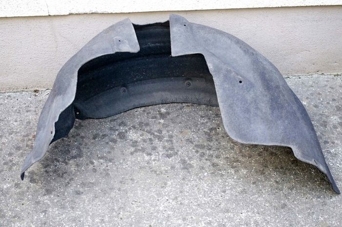 BMW F10 (5 series) wheel arch cover.