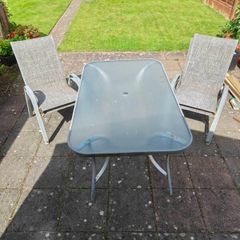 garden table plus 6 chairs