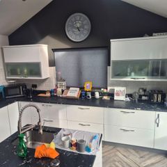 full kitchen