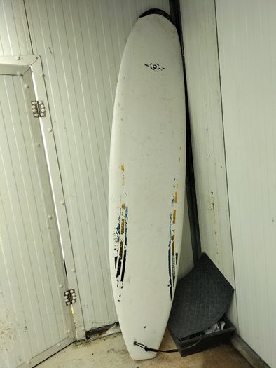Surf board