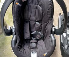 Be Safe car seat for newborns up until 18 months with isofix base