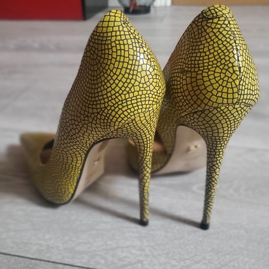 Kazar limited edition yellow pumps