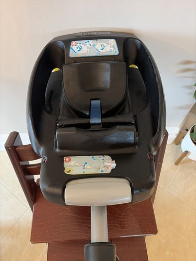 Maxi Cosi base easyfix car seat