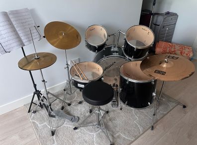 Drum kit