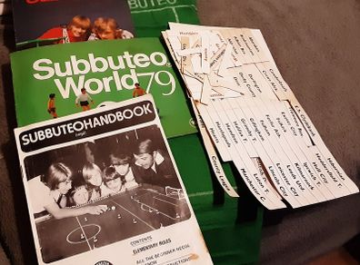 subbuteo bits and pieces x2