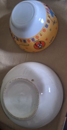 Rare Disney Dingo Bowls