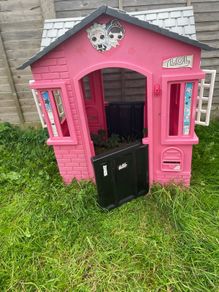 playhouse